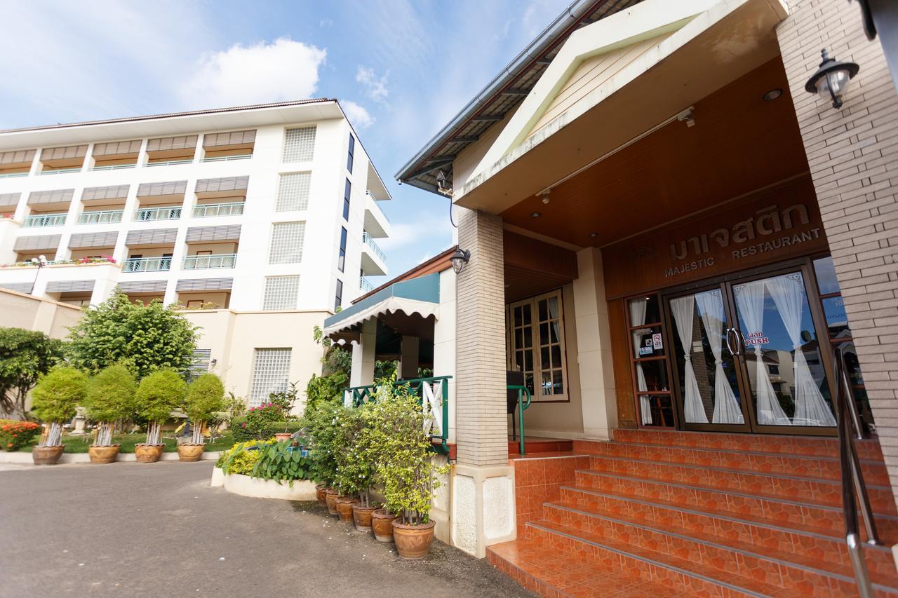 Surin Majestic Hotel Luaran gambar